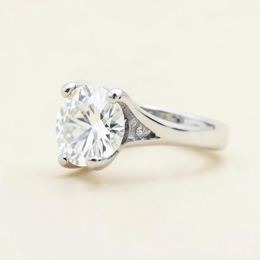 Elegant Solitaire Ring